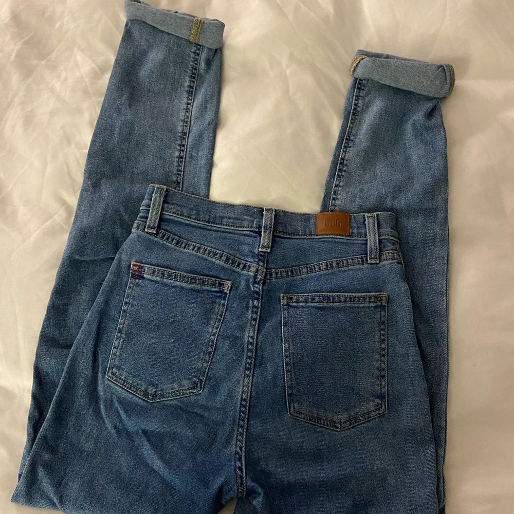 ❌SOLD❌ UO BDG High Waisted Longline Girlfriend Jeans - Picture 5 of 10